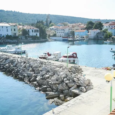 Beachfront Veli Kamik 3*