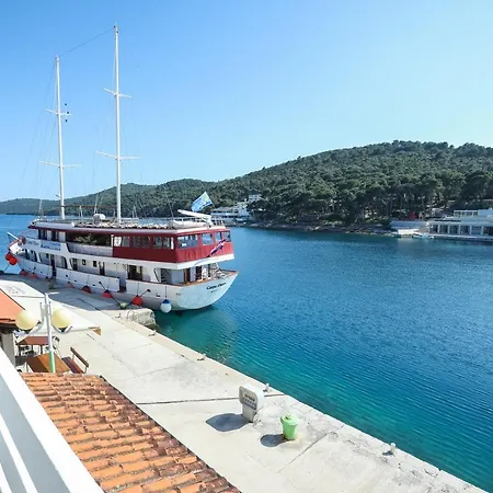 Casa de hóspedes Beachfront Veli Kamik 3*