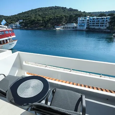 Beachfront Veli Kamik Maison d'hôtes 3*