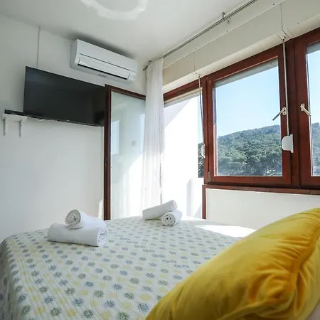 Beachfront Veli Kamik 3*