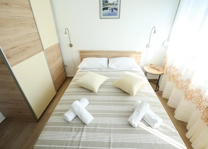 Beachfront Veli Kamik Гостевой дом